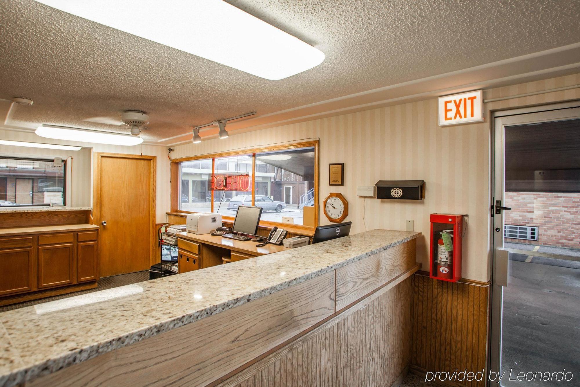 Rodeway Inn Lyons - La Grange Bagian luar foto