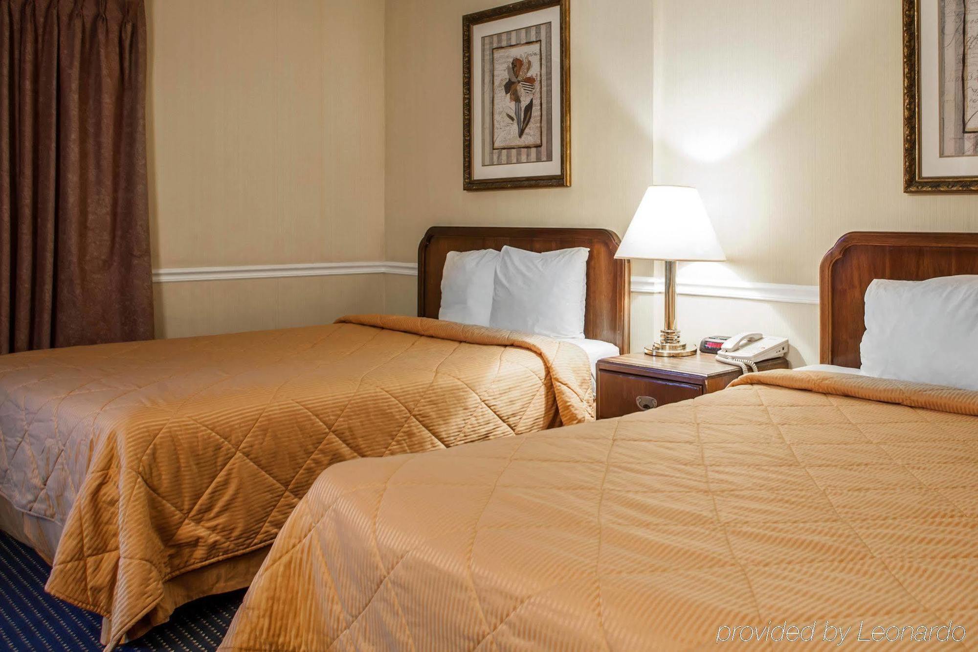 Rodeway Inn Lyons - La Grange Bagian luar foto